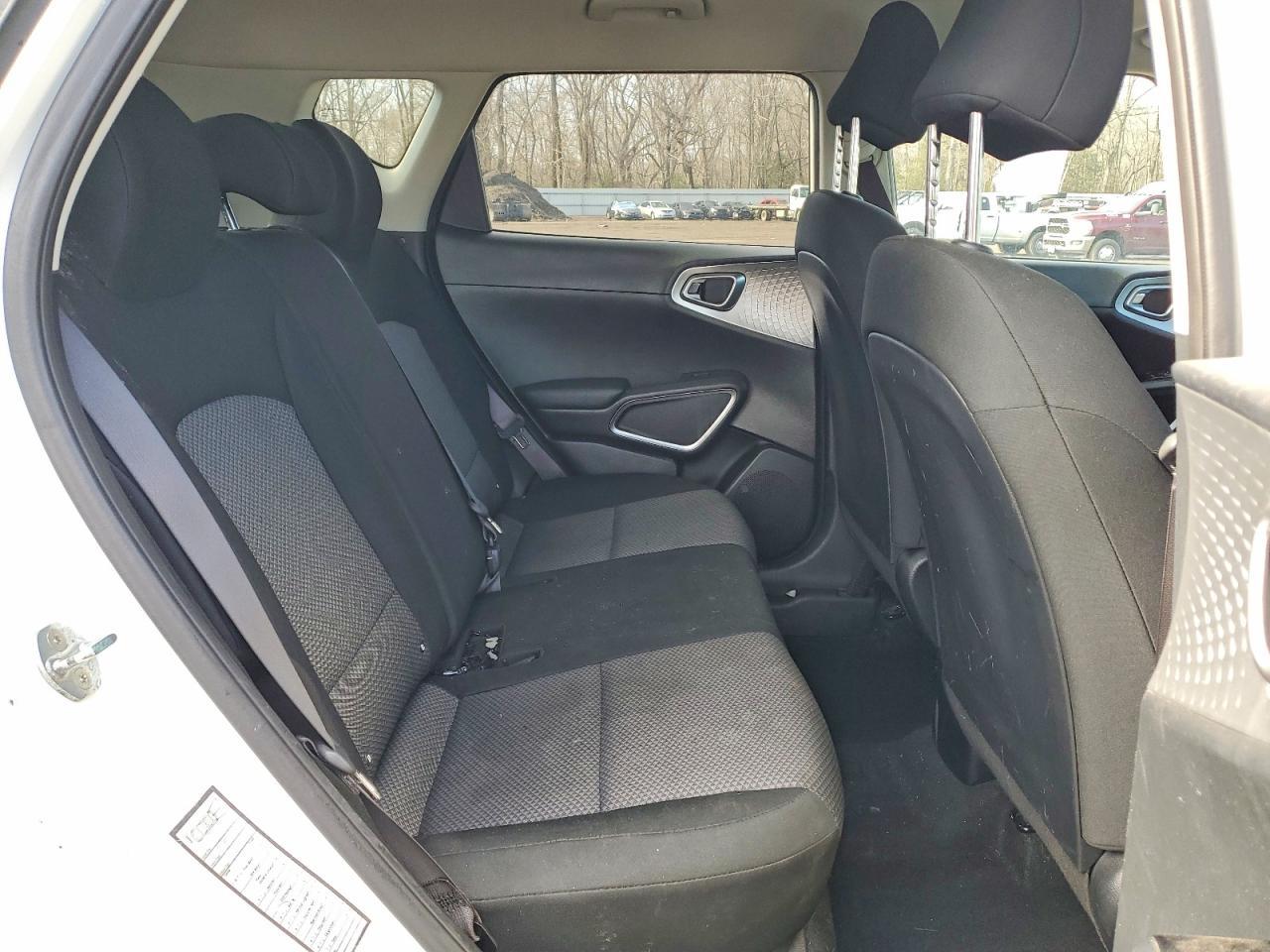 2022 KIA SOUL