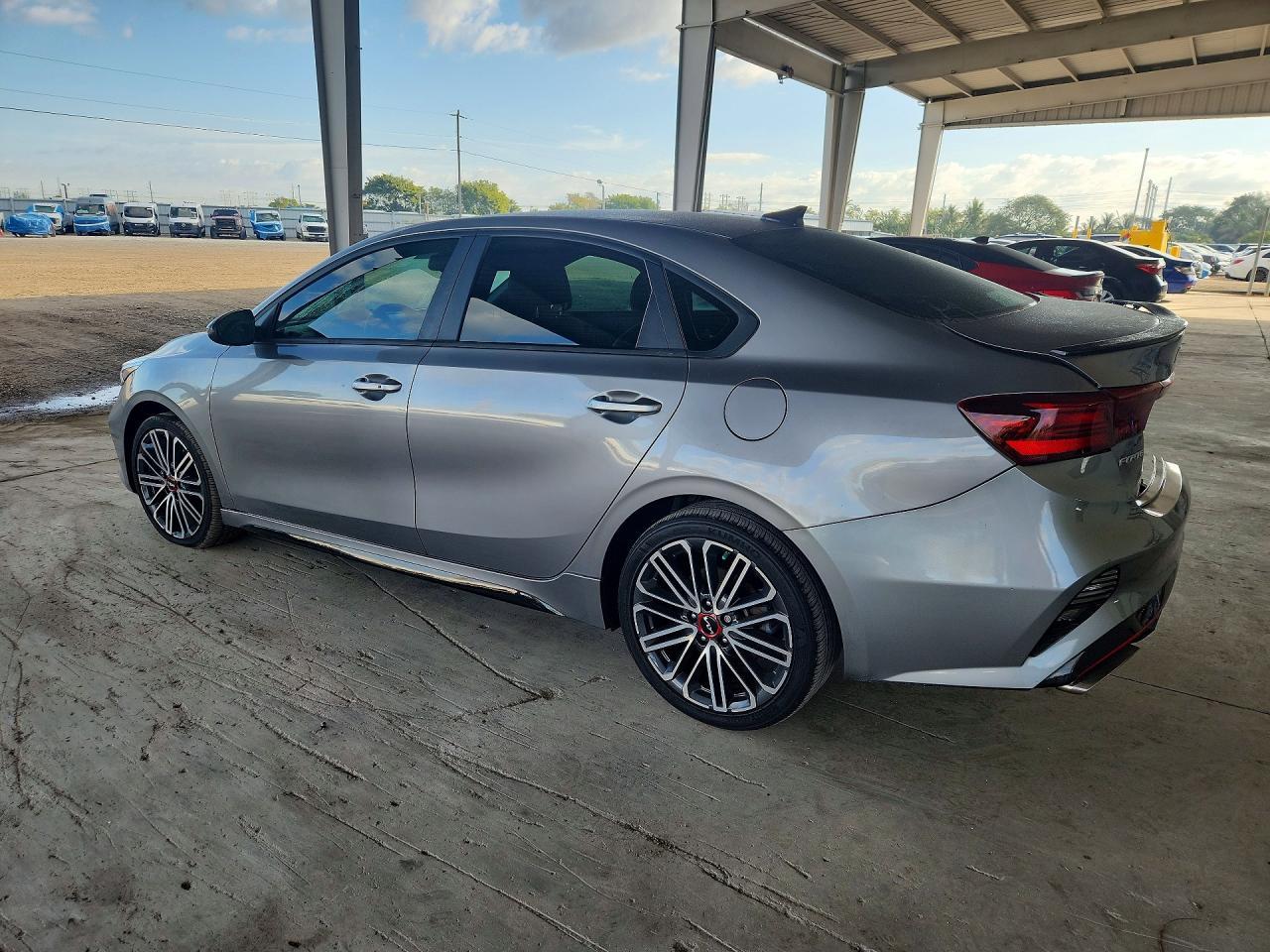 2023 KIA FORTE