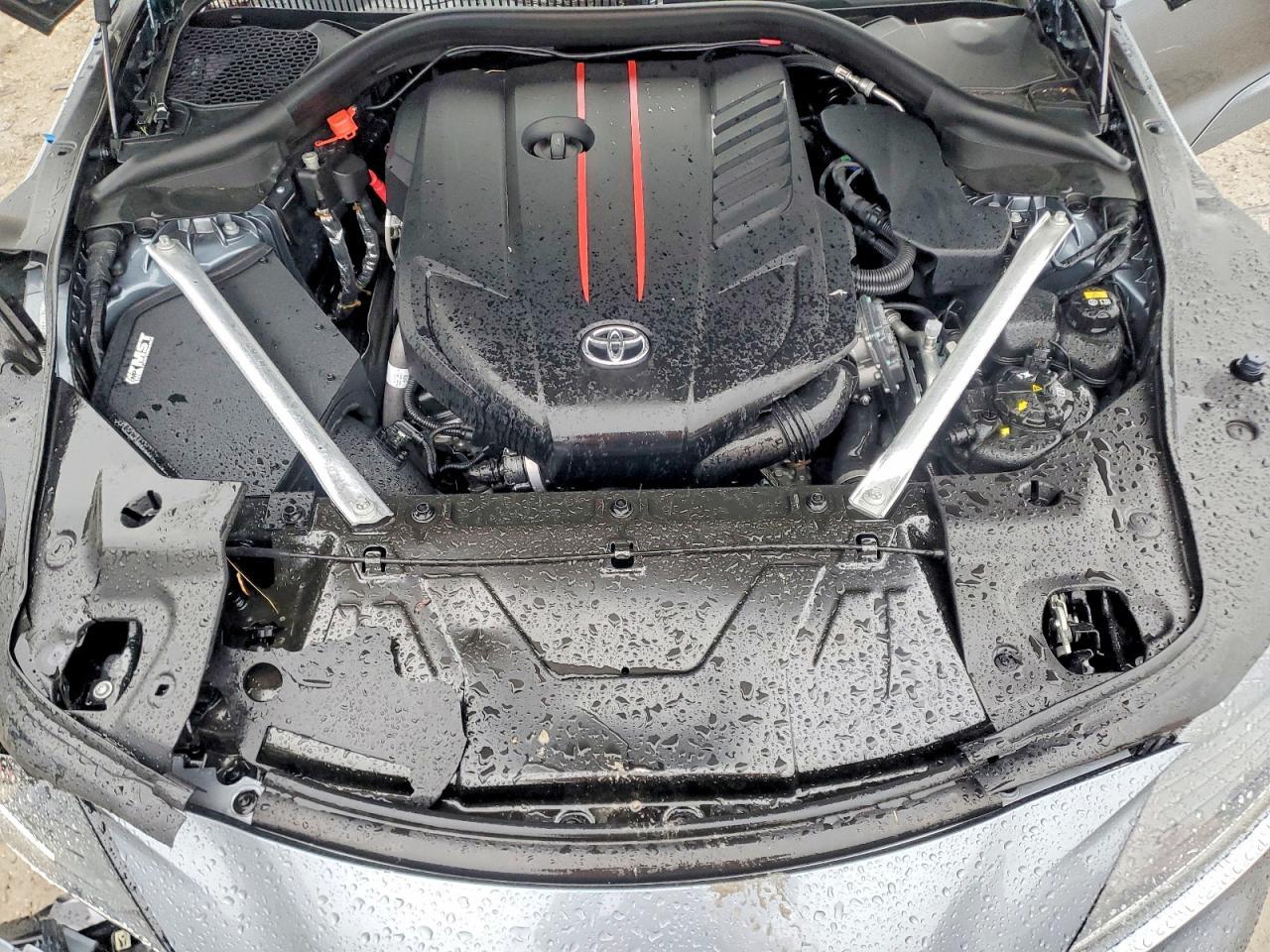 2022 TOYOTA Supra