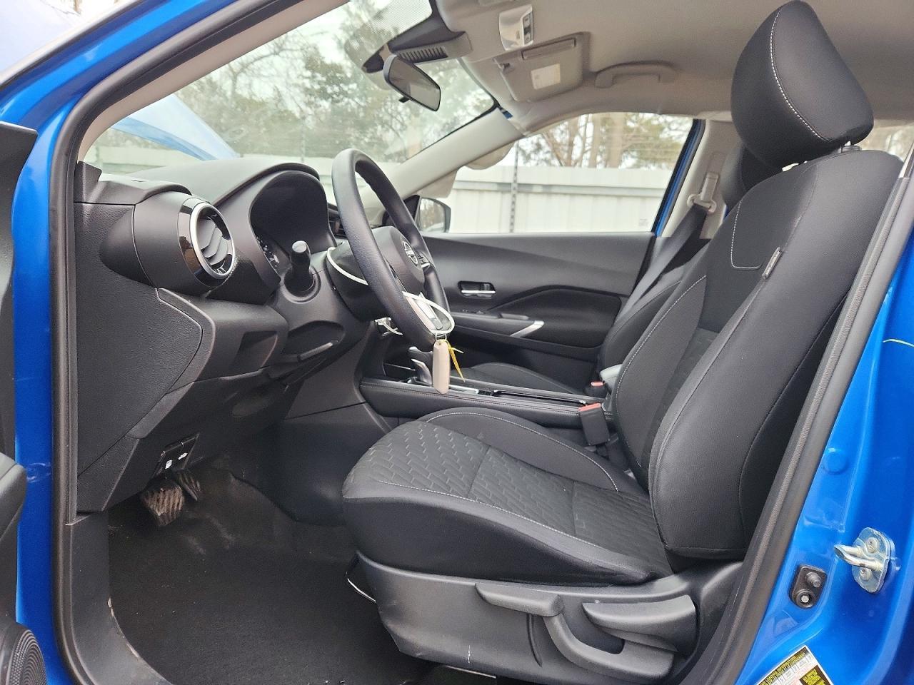 2023 NISSAN KICKS