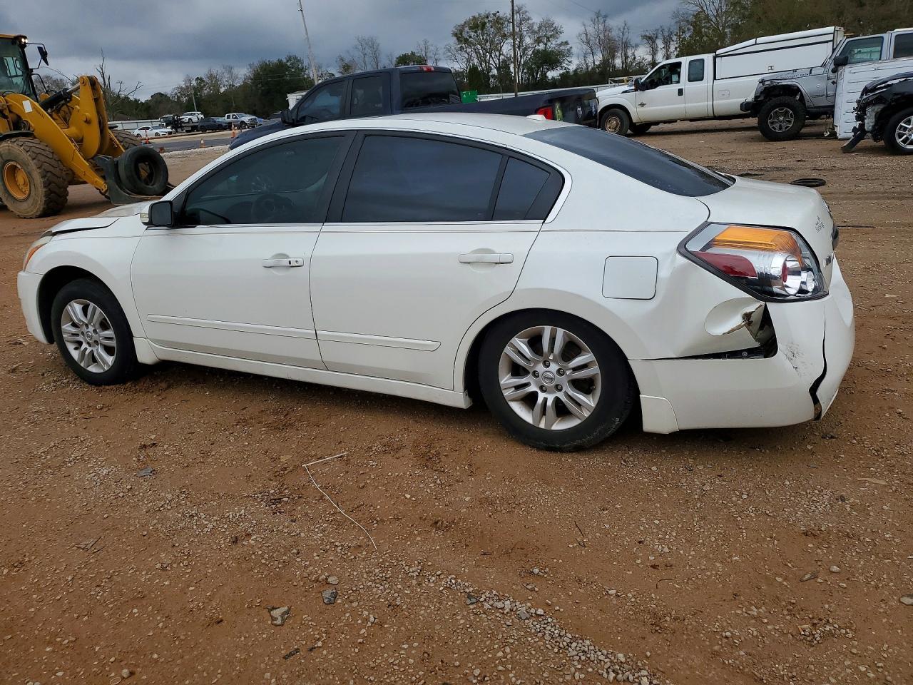 2010 NISSAN ALTIMA