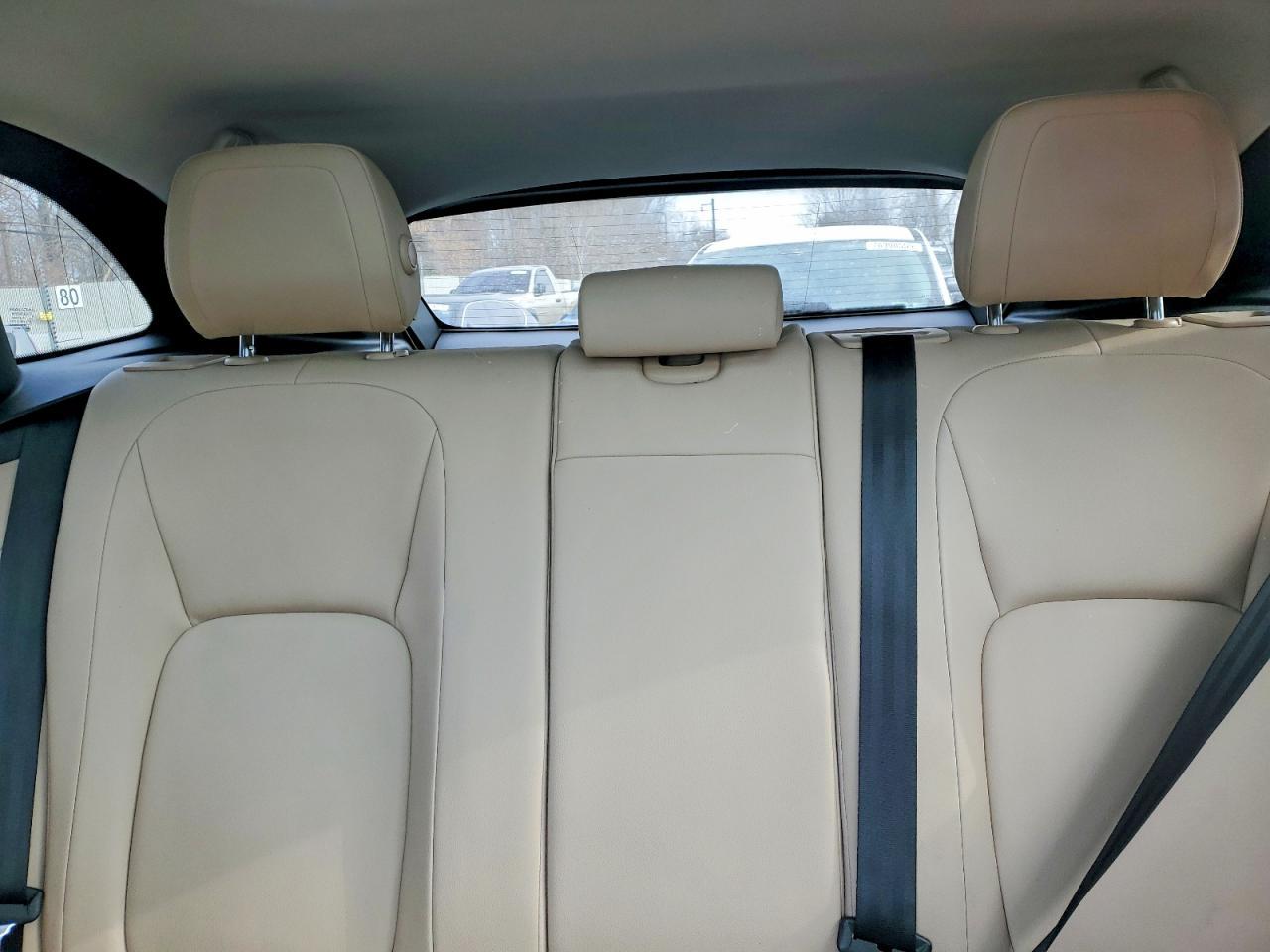 2017 JAGUAR F-Pace
