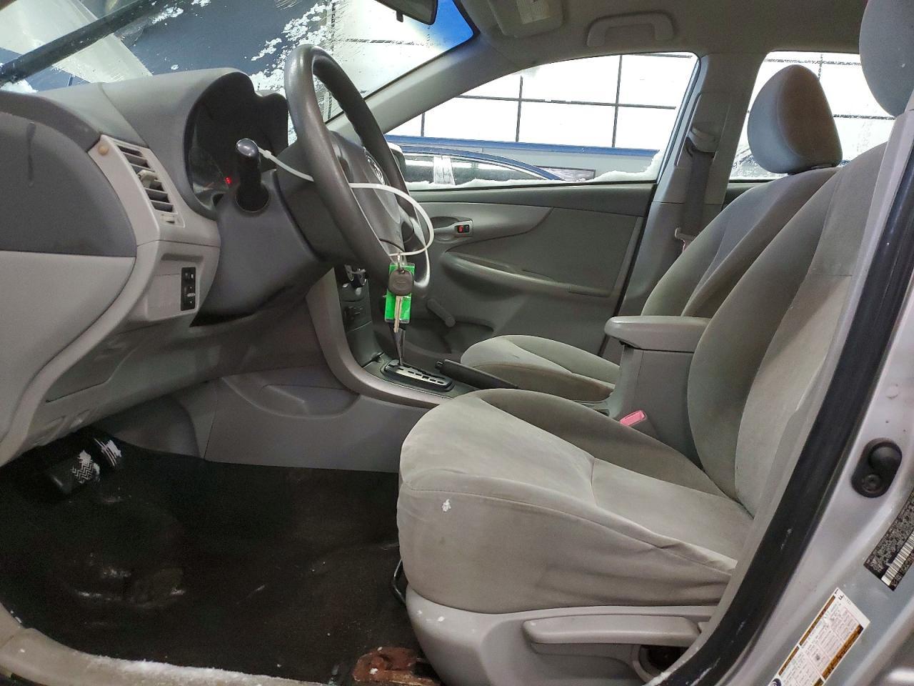 2009 TOYOTA COROLLA