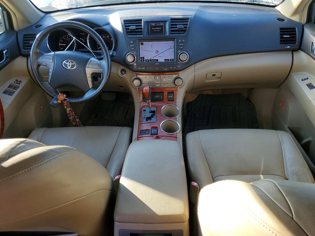 2009 TOYOTA HIGHLANDER