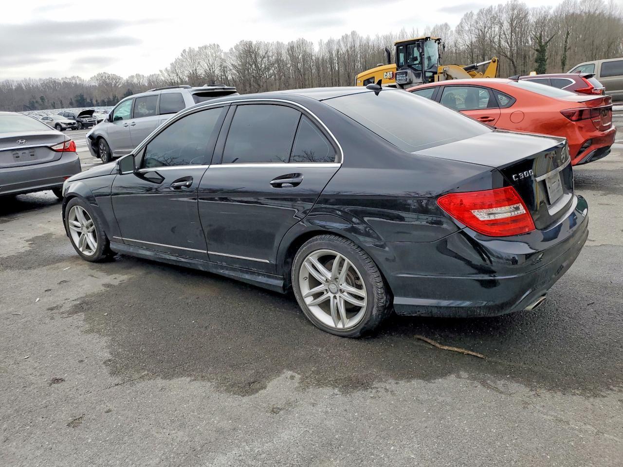 2012 MERCEDES-BENZ C-CLASS