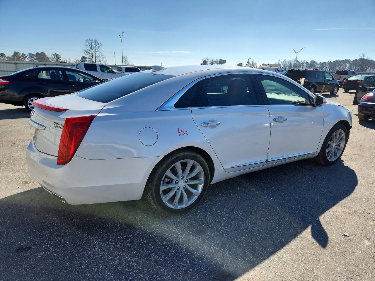 2017 CADILLAC XTS