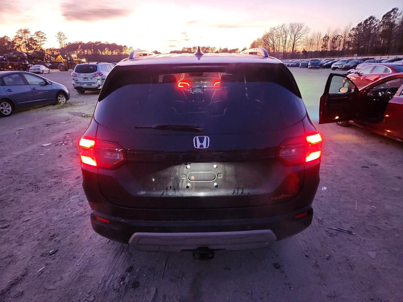 2025 HONDA PILOT