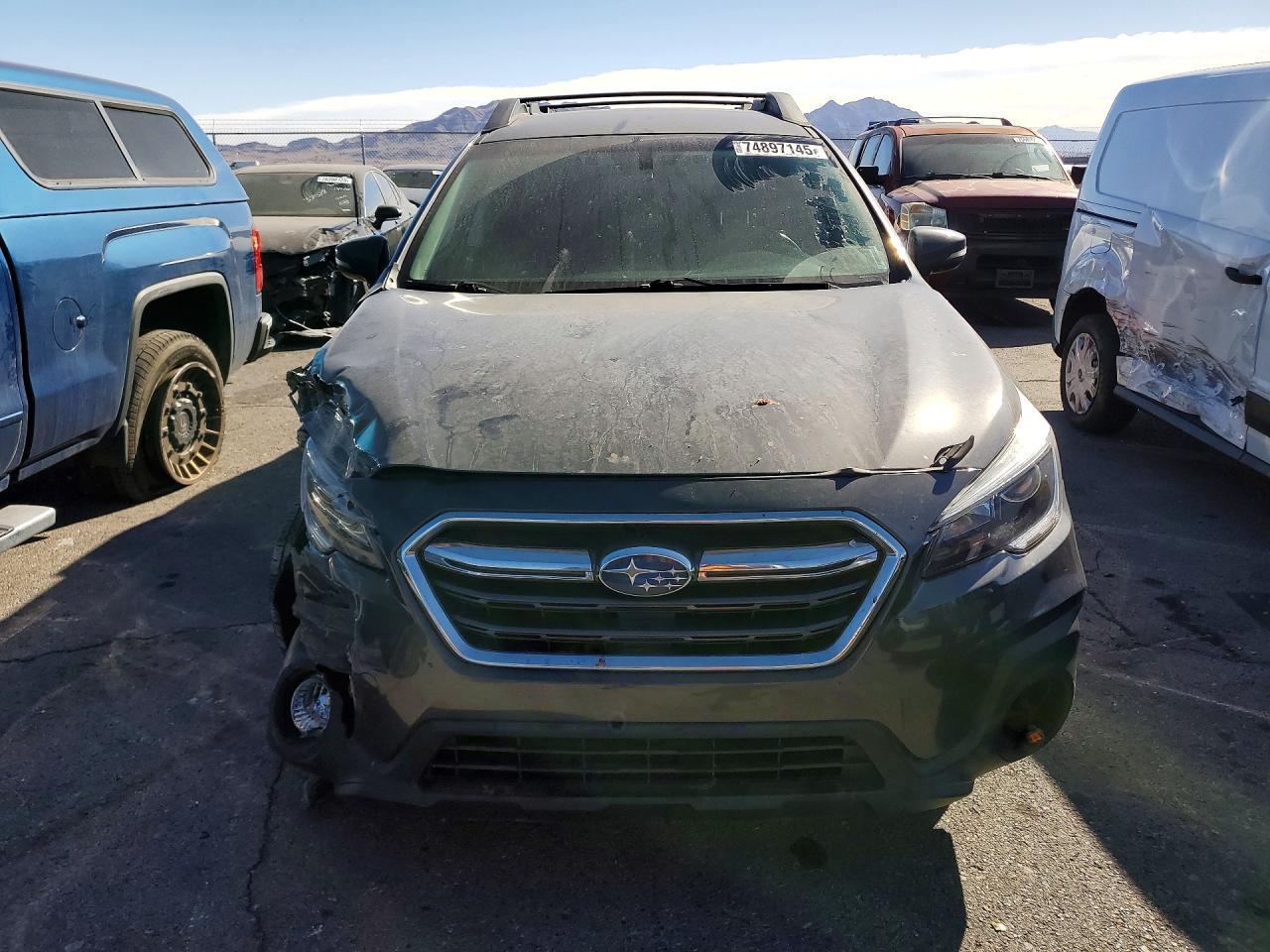 2018 SUBARU Outback