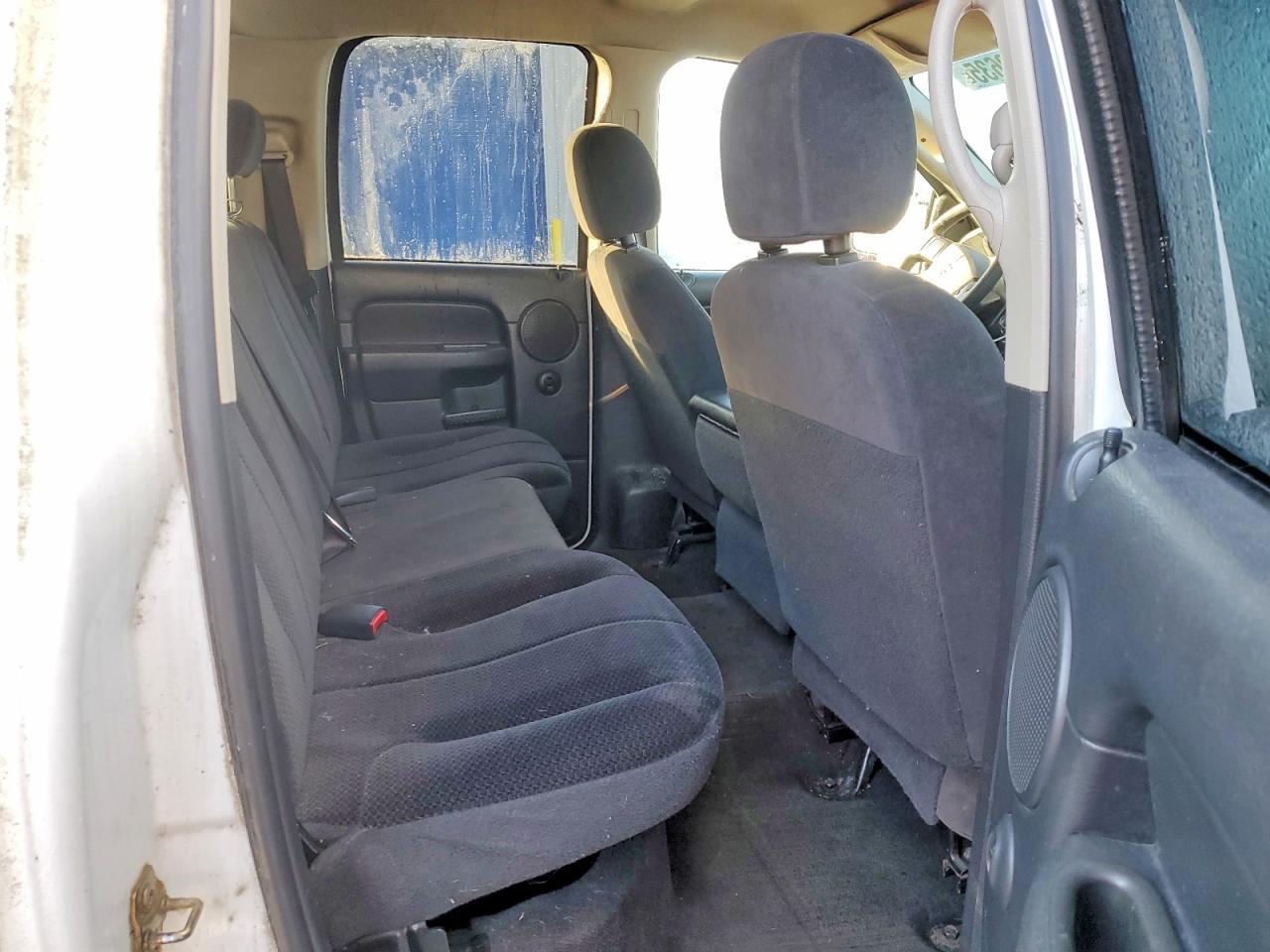 2004 DODGE RAM 1500