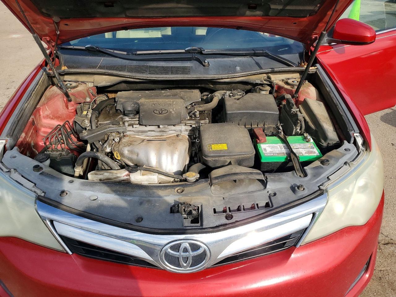 2014 TOYOTA CAMRY