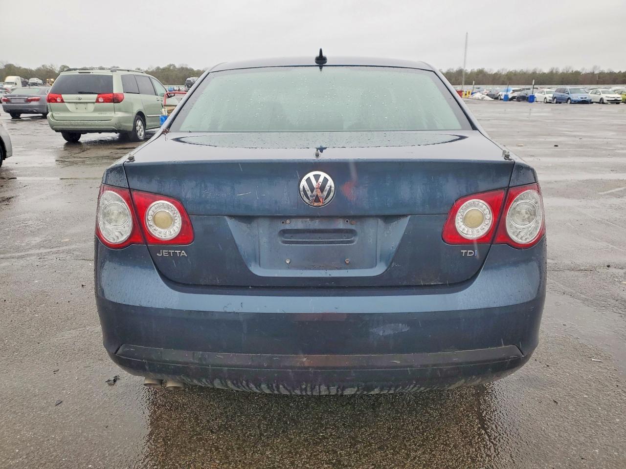 2010 VOLKSWAGEN JETTA