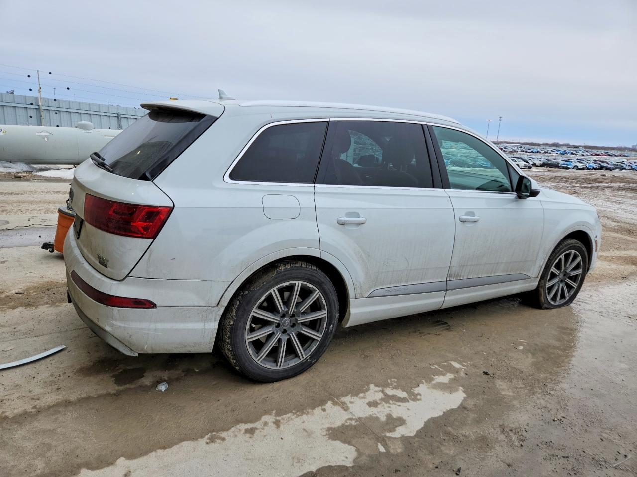 2017 AUDI Q7