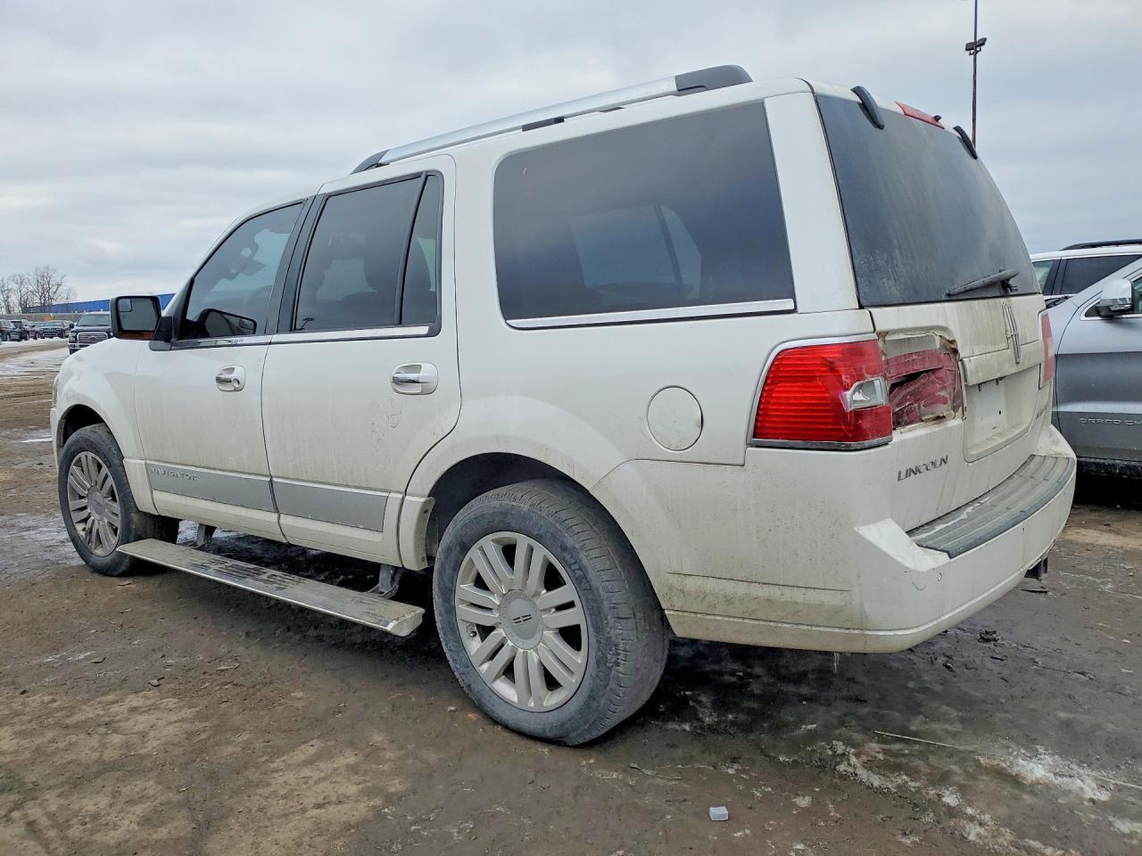 2013 LINCOLN Navigator