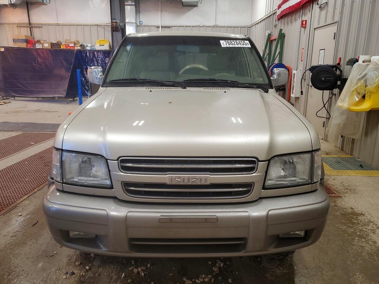 2001 ISUZU Trooper