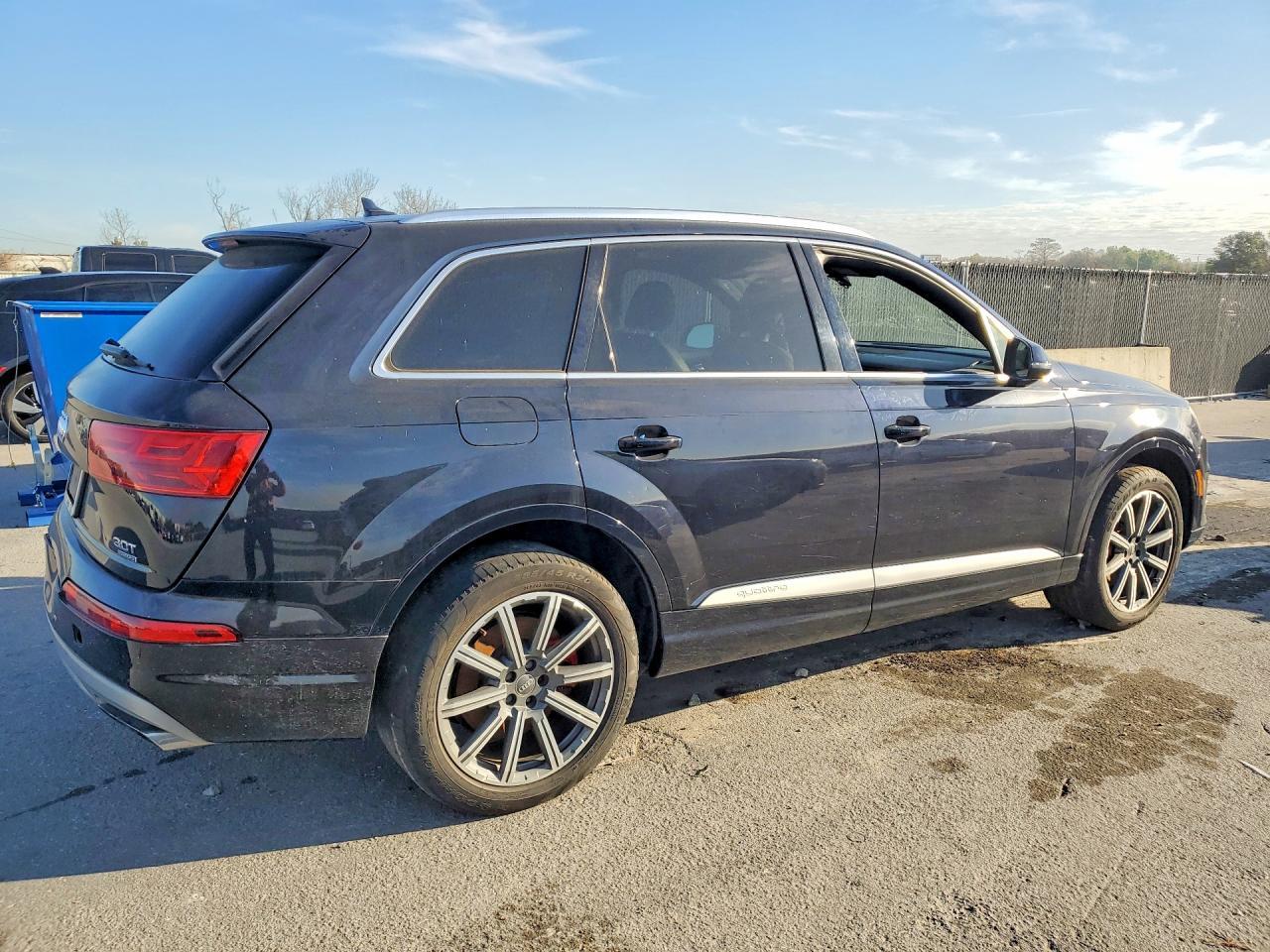 2017 AUDI Q7