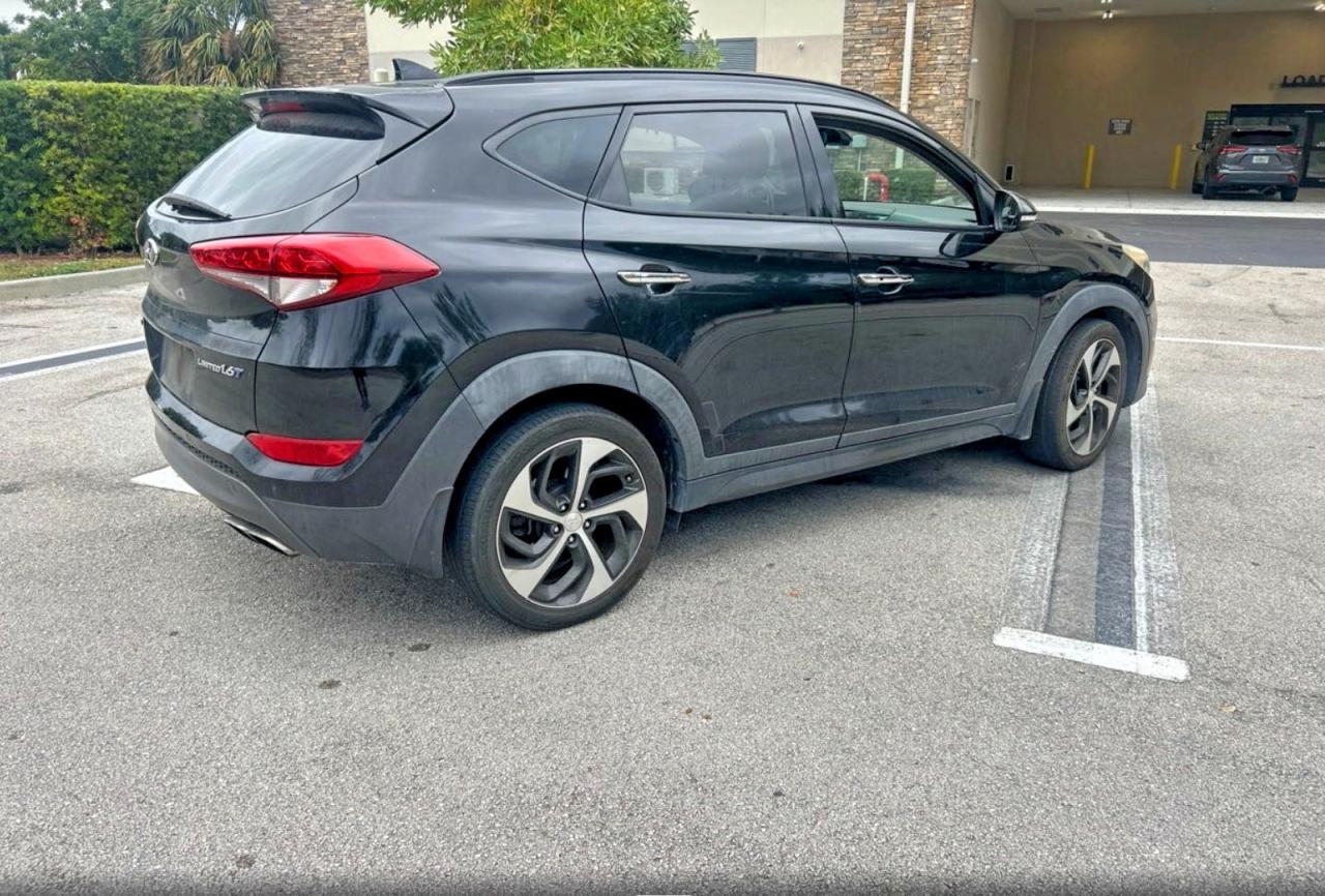 2016 HYUNDAI TUCSON