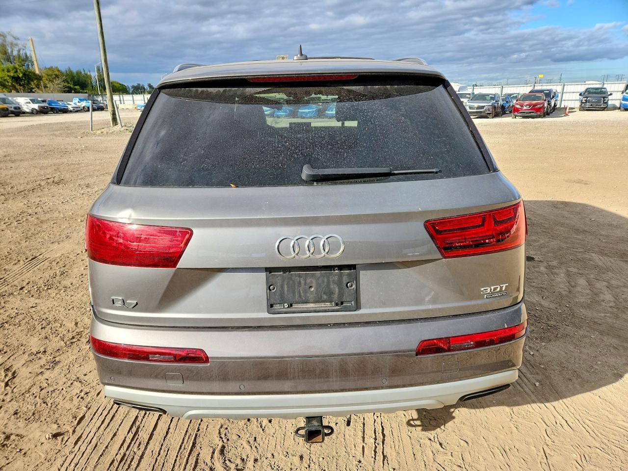 2017 AUDI Q7