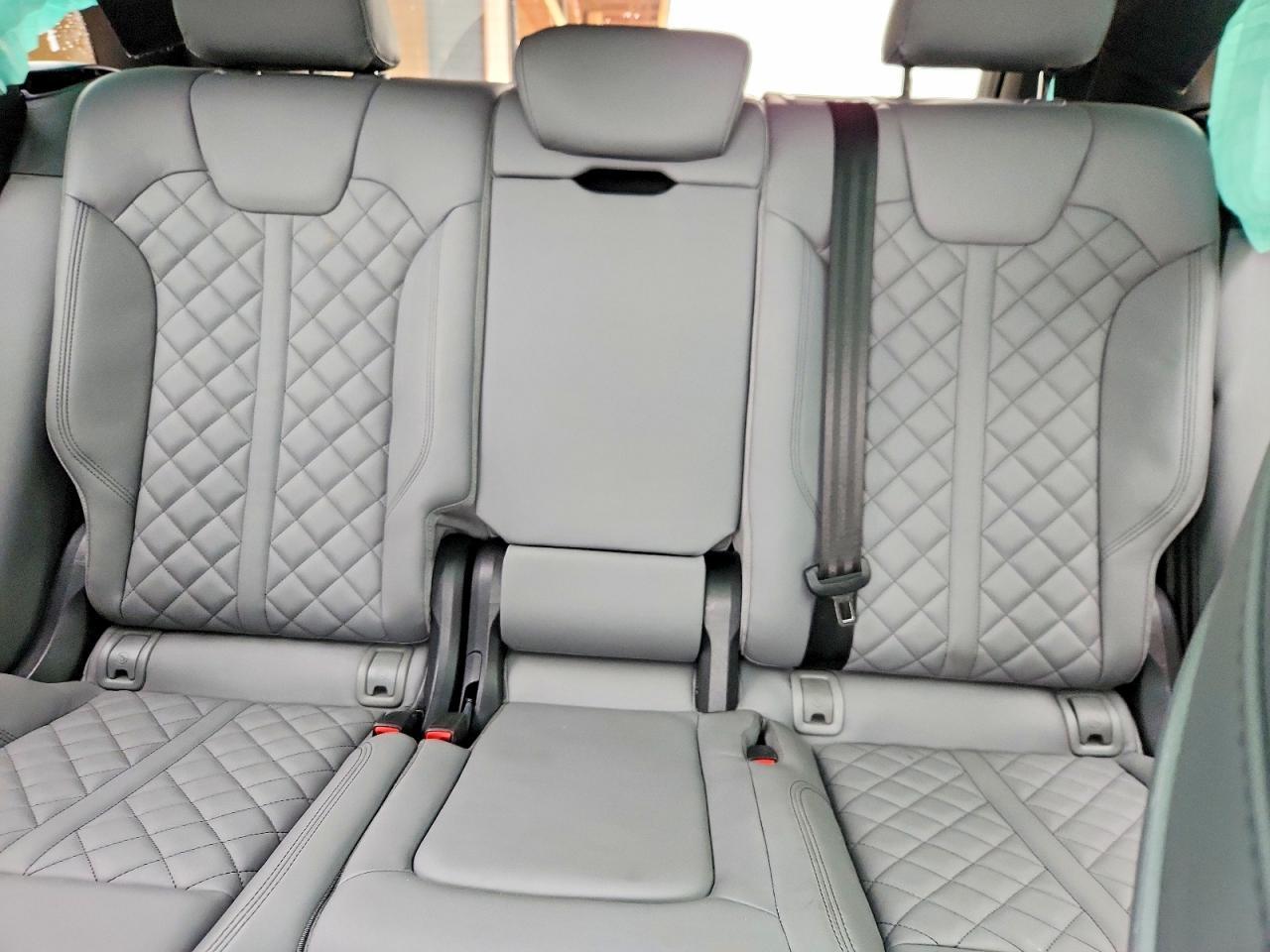 2025 AUDI SQ5