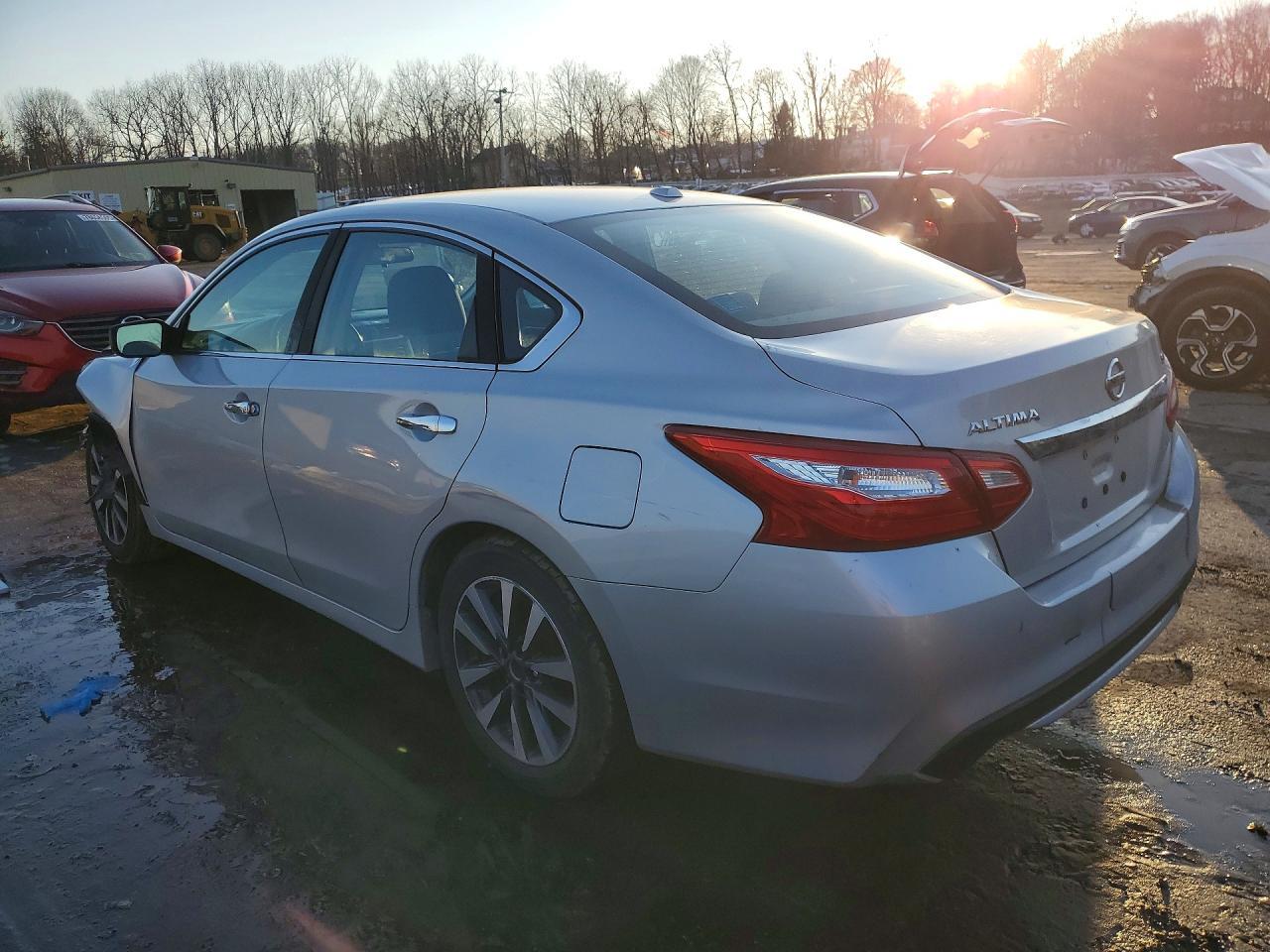 2017 NISSAN ALTIMA