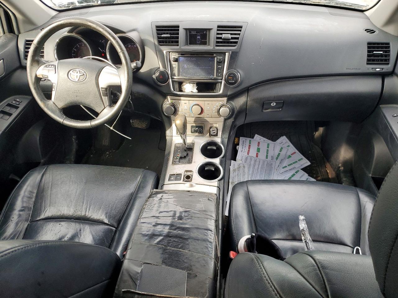 2013 TOYOTA HIGHLANDER