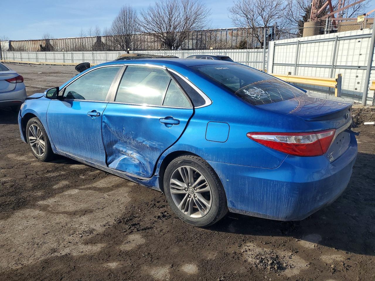 2017 TOYOTA CAMRY