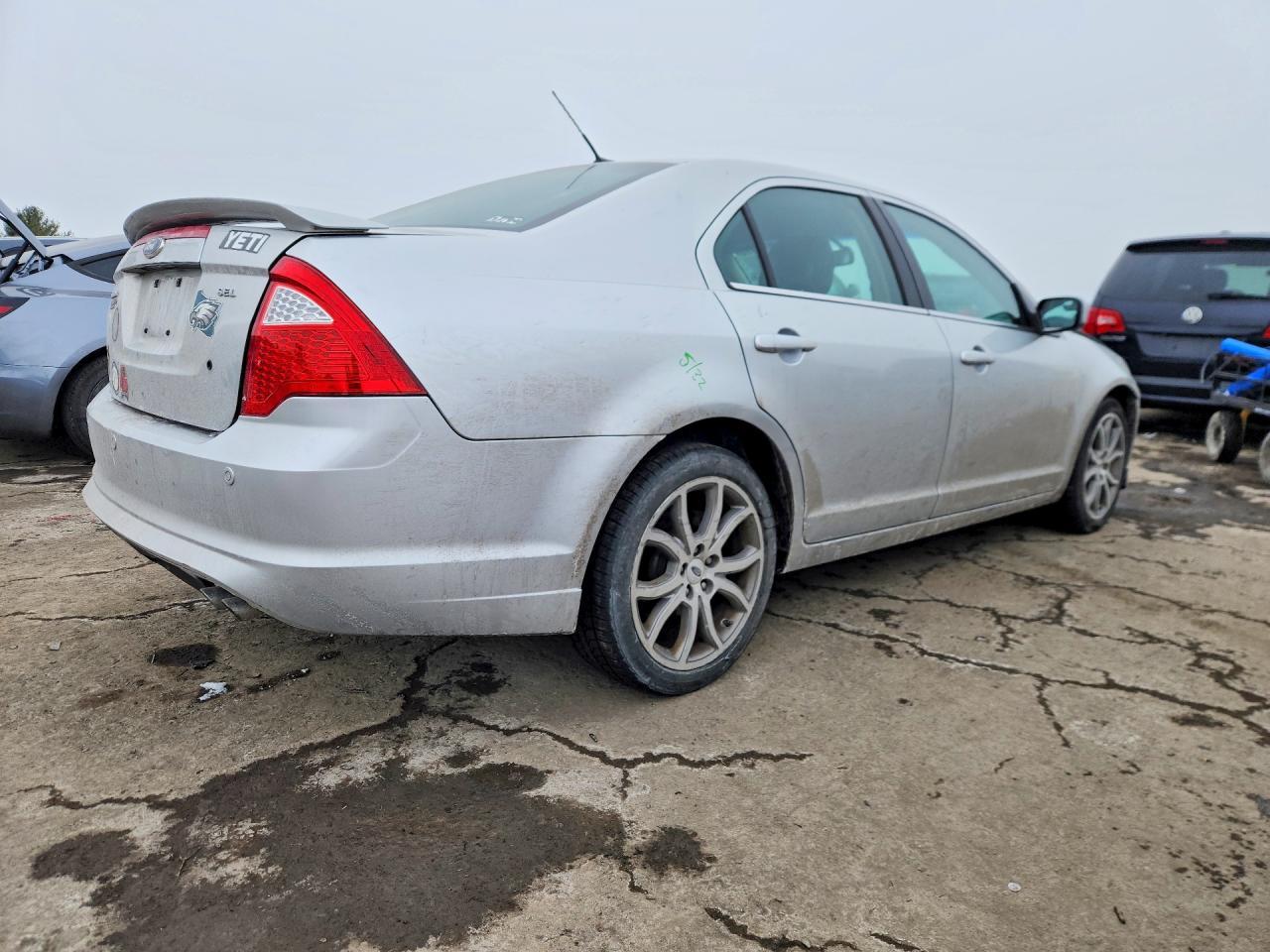 2012 FORD FUSION