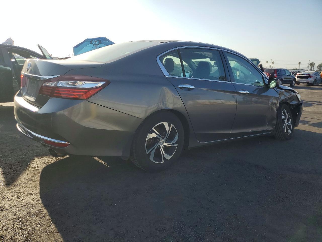 2017 HONDA ACCORD