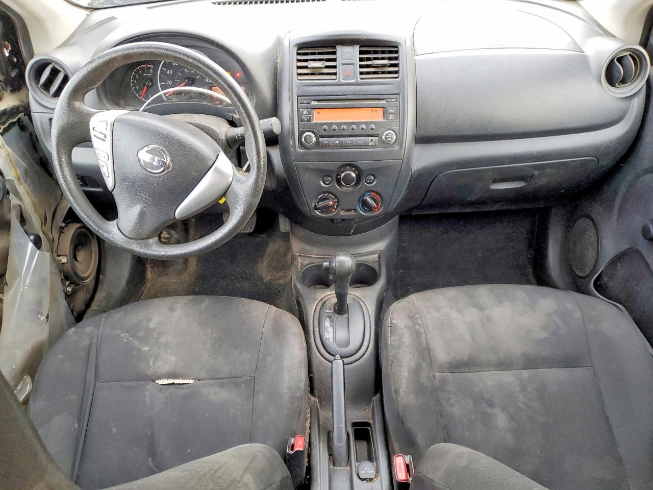 2015 NISSAN VERSA