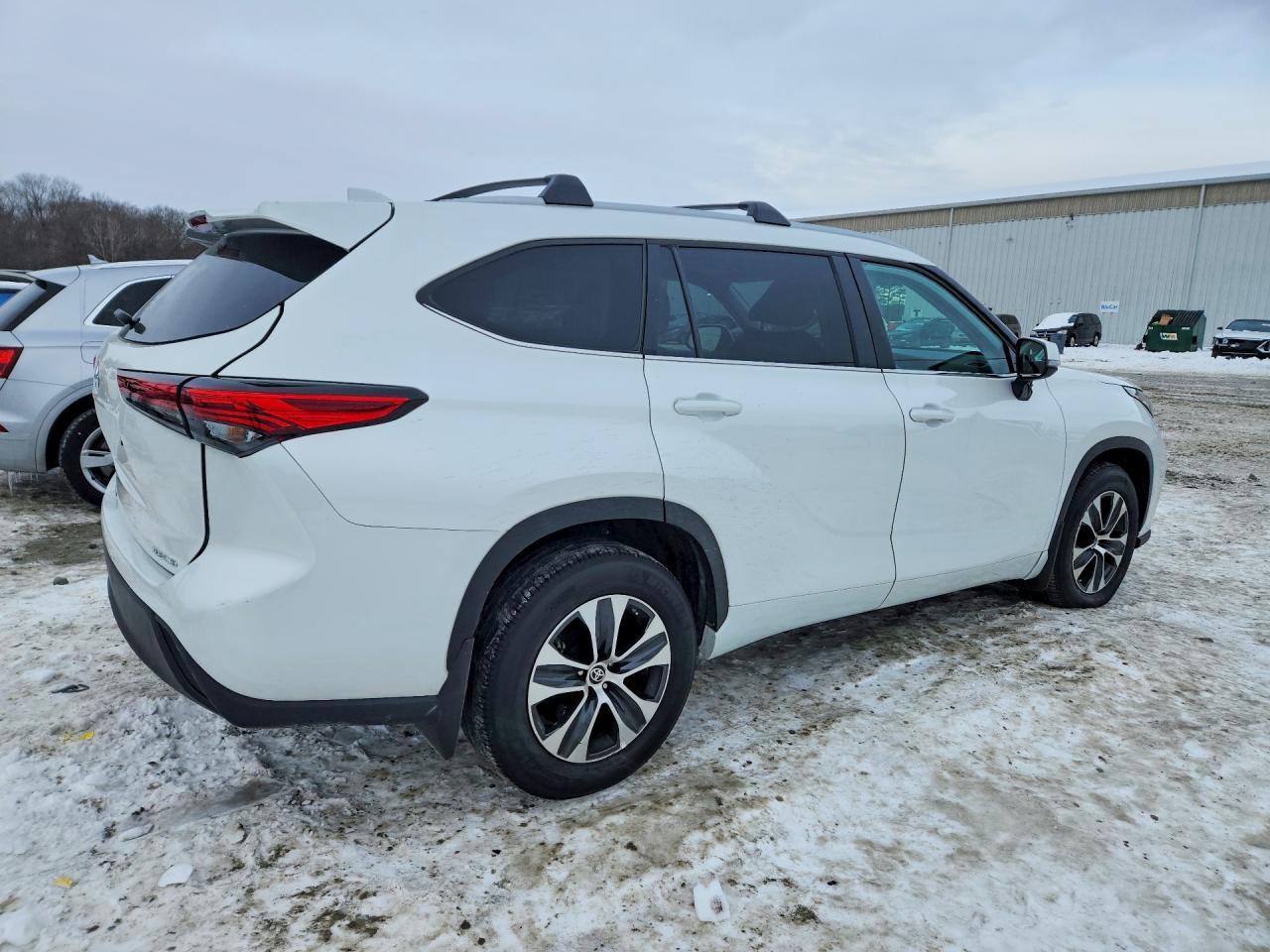2023 TOYOTA HIGHLANDER