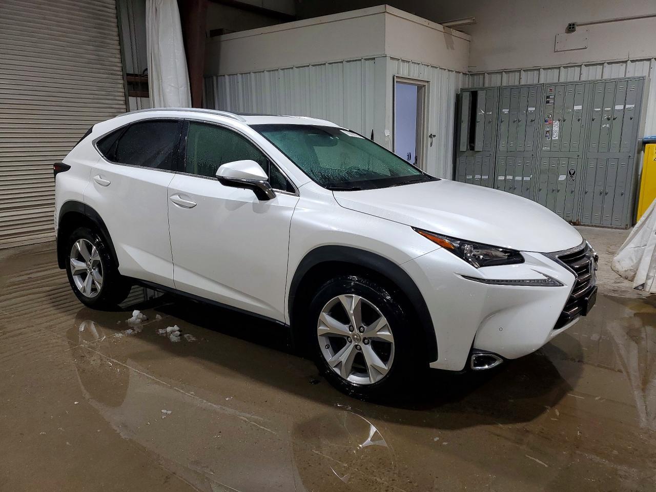 2017 LEXUS NX 200T