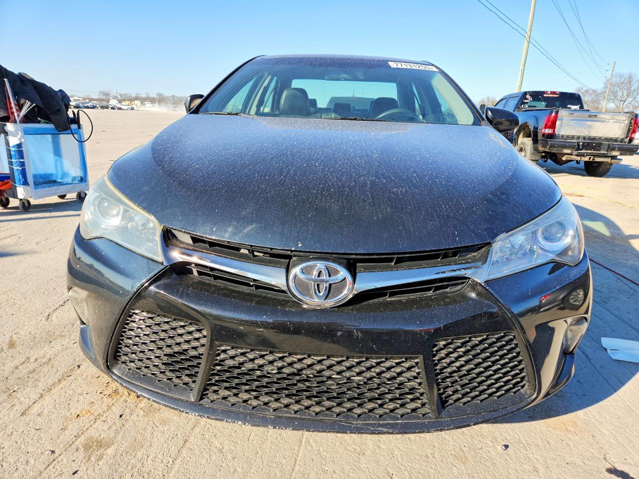 2015 TOYOTA CAMRY