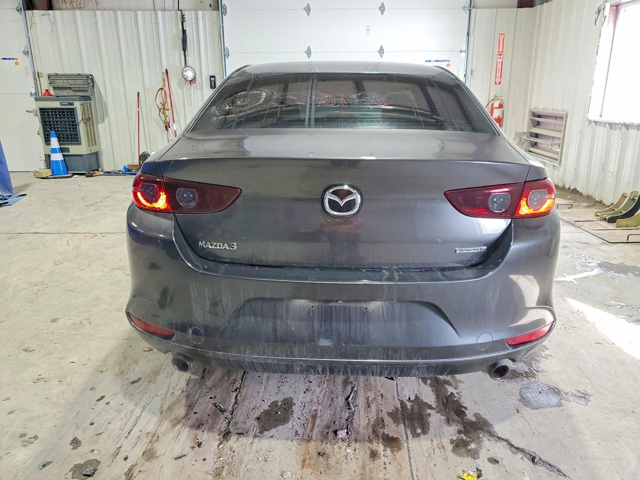 2020 MAZDA 3