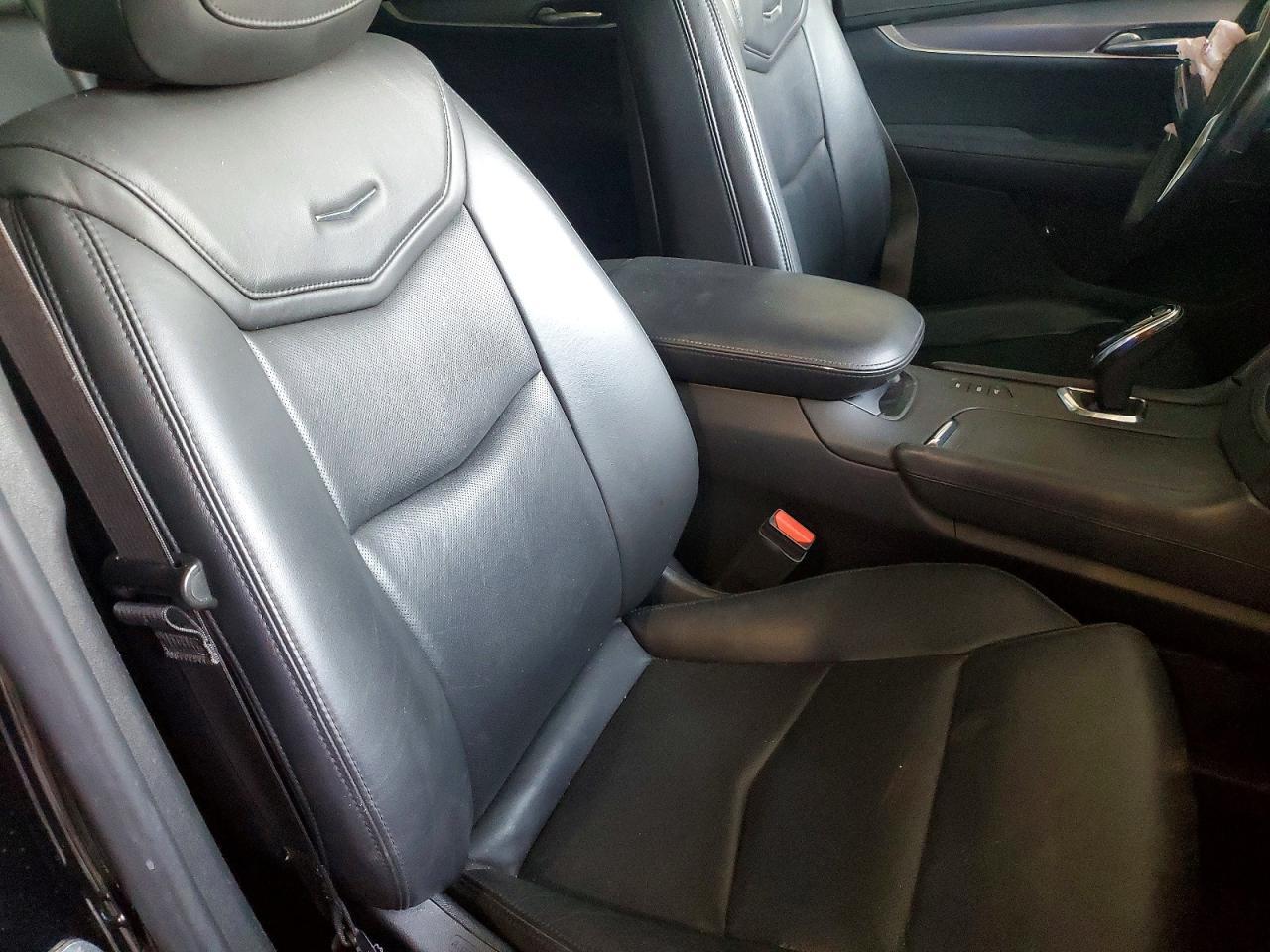 2019 CADILLAC XT5