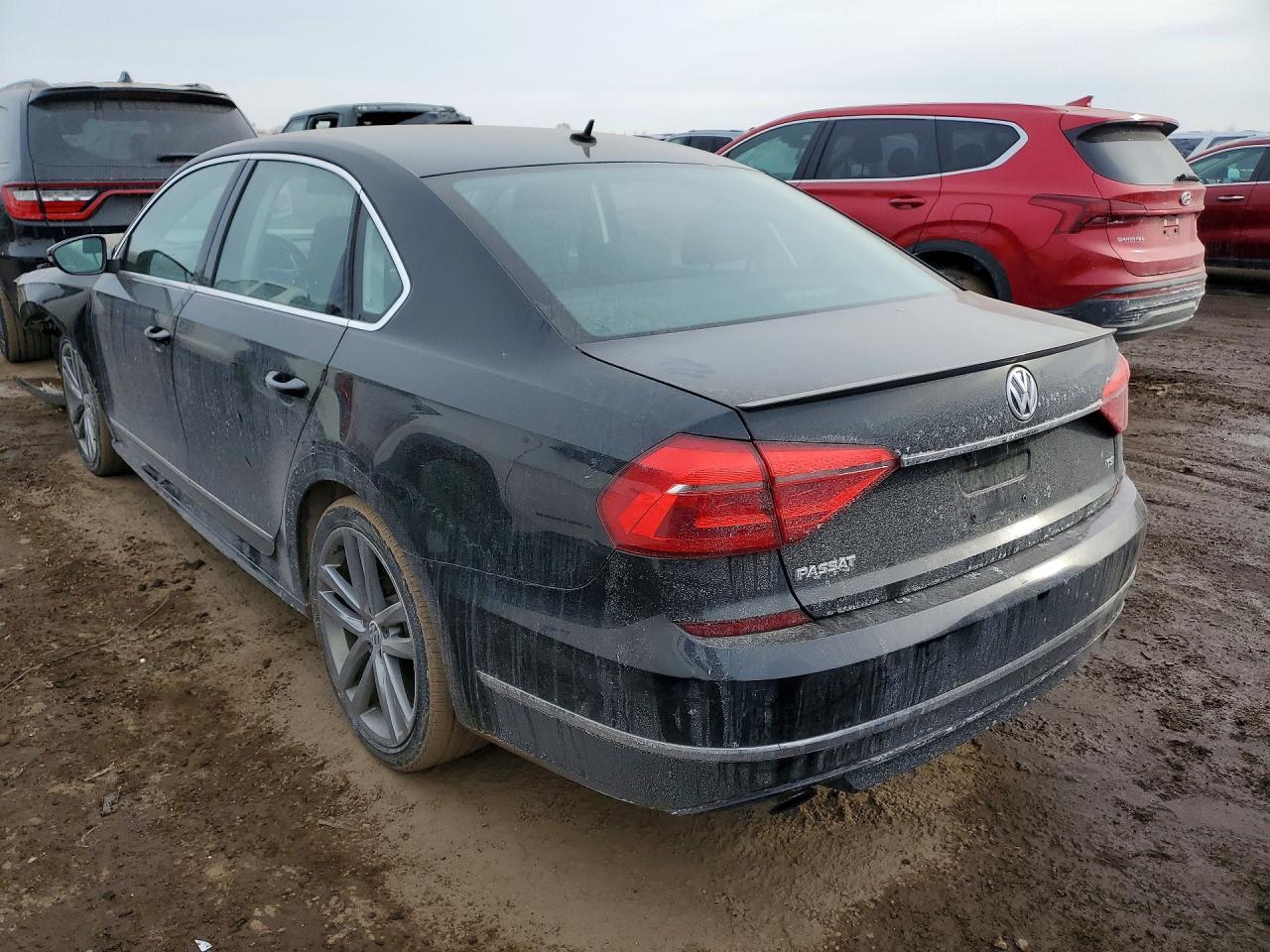 2016 VOLKSWAGEN Passat
