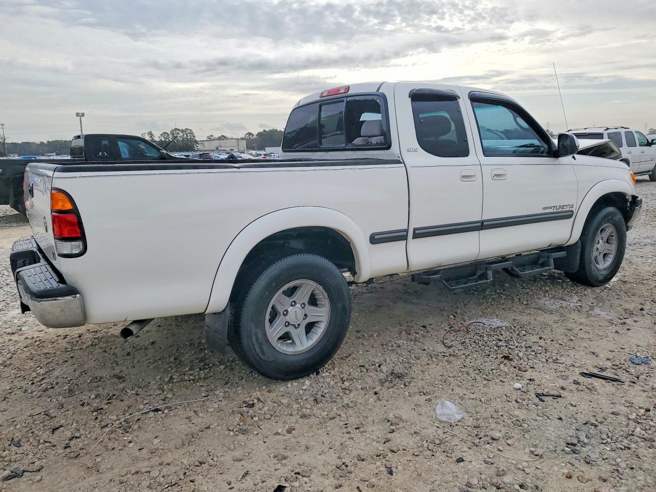 2000 TOYOTA TUNDRA