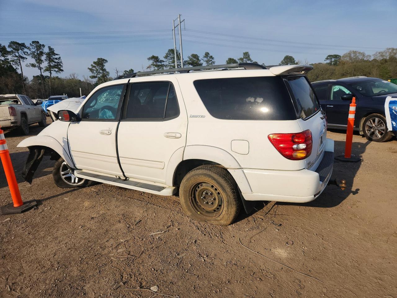 2004 TOYOTA Sequoia