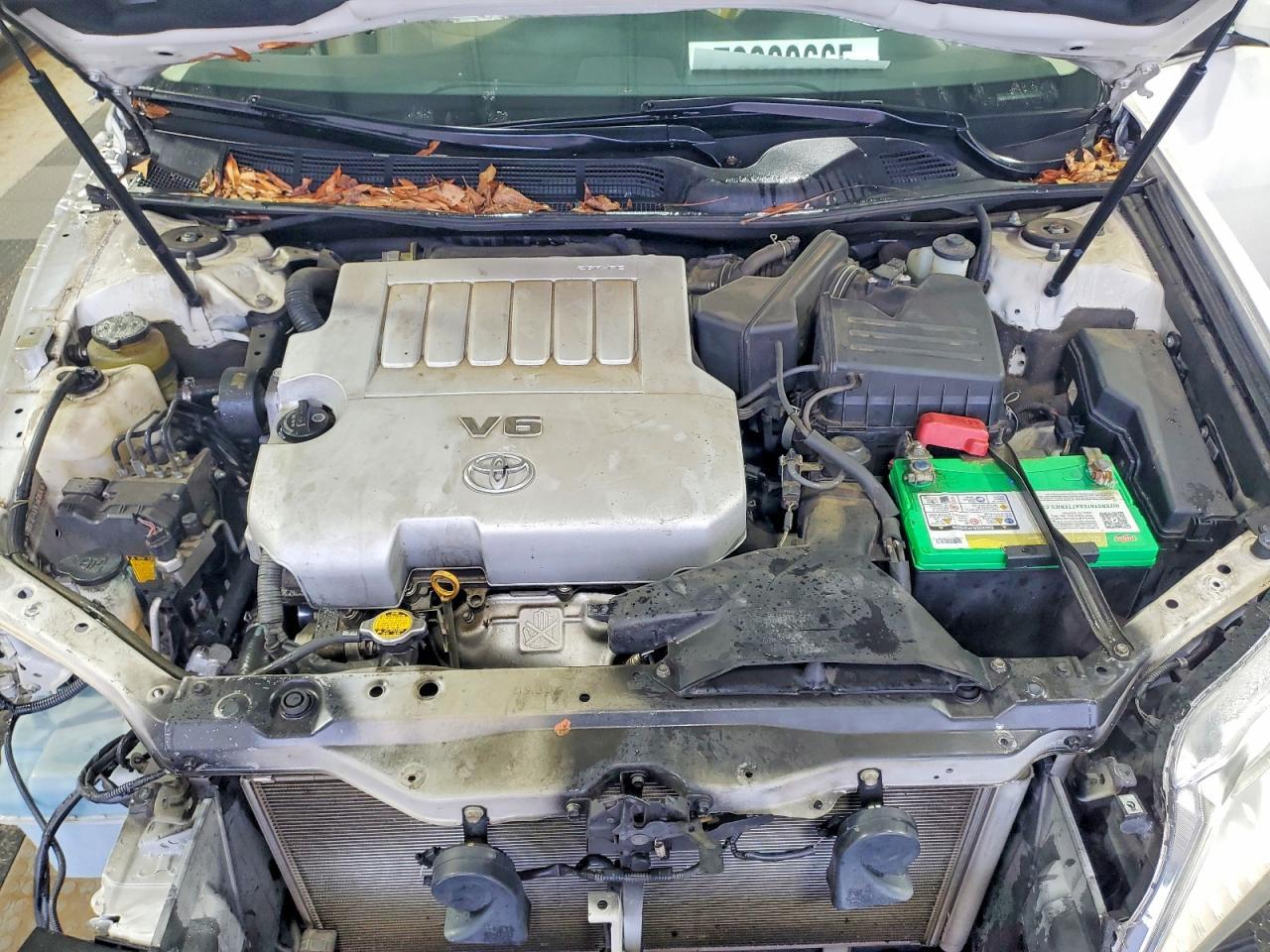 2011 TOYOTA Avalon