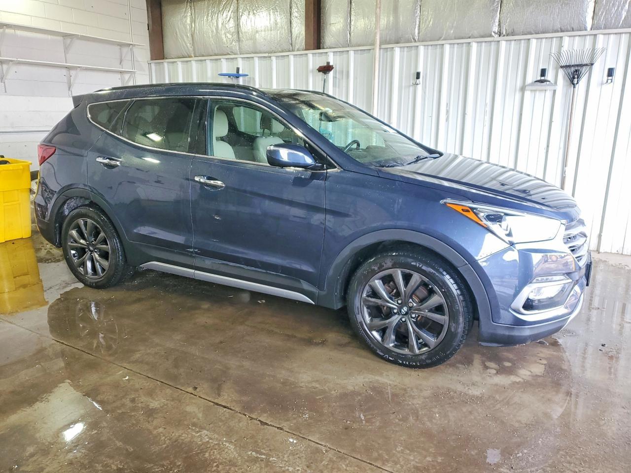 2017 HYUNDAI SANTA FE