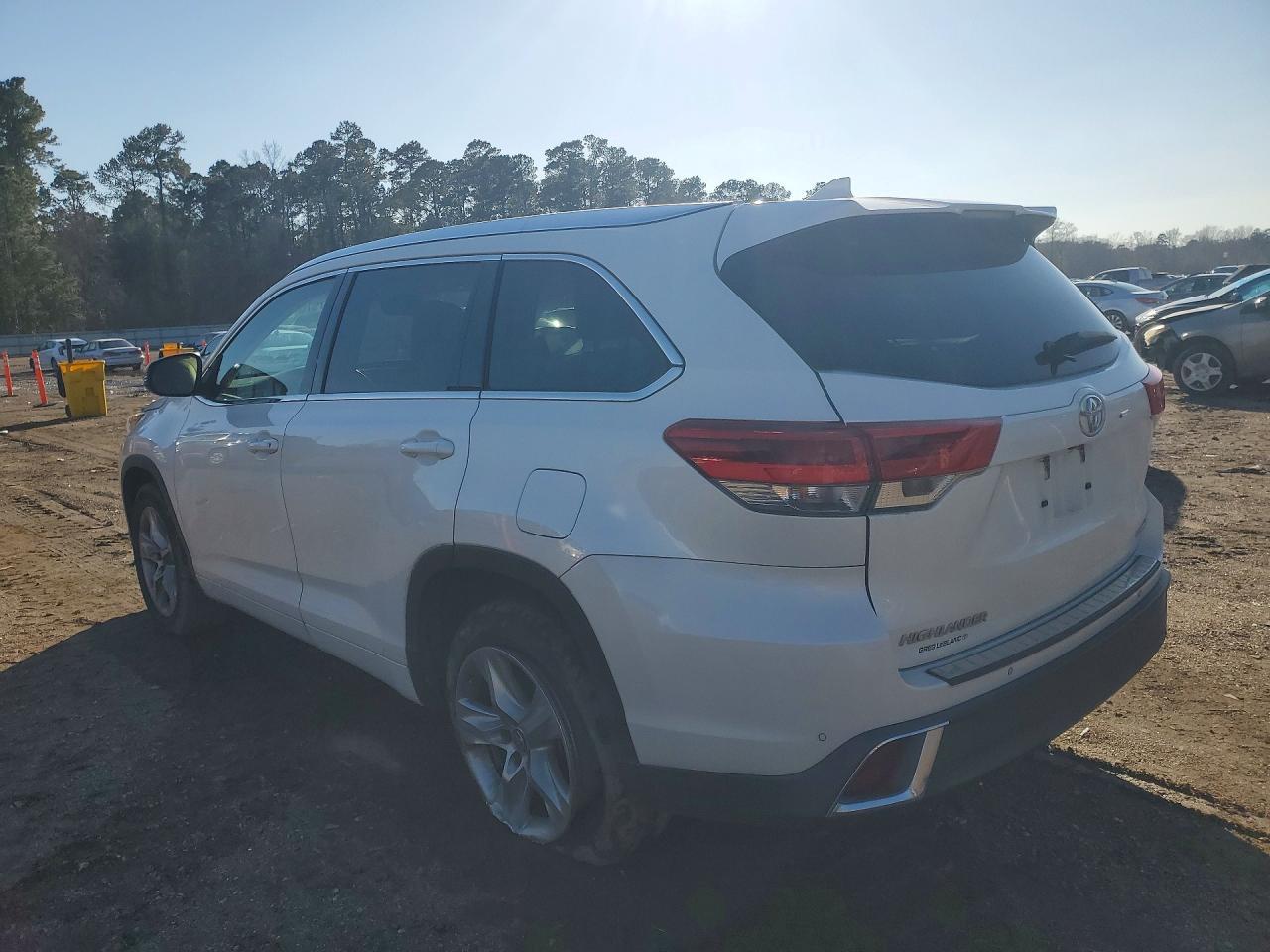2017 TOYOTA HIGHLANDER
