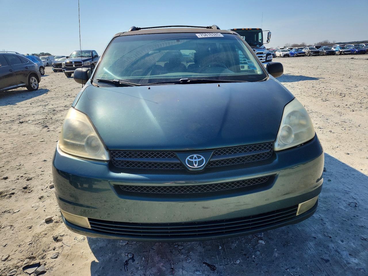 2005 TOYOTA SIENNA