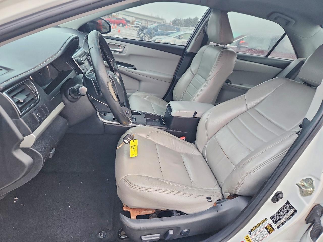 2015 TOYOTA CAMRY