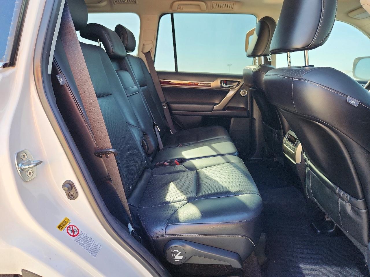 2016 LEXUS GX 460