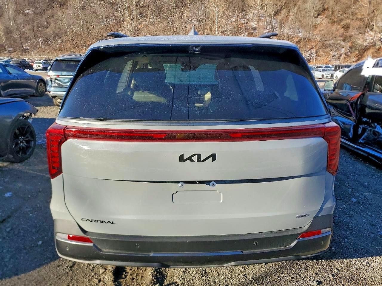 2025 KIA Carnival