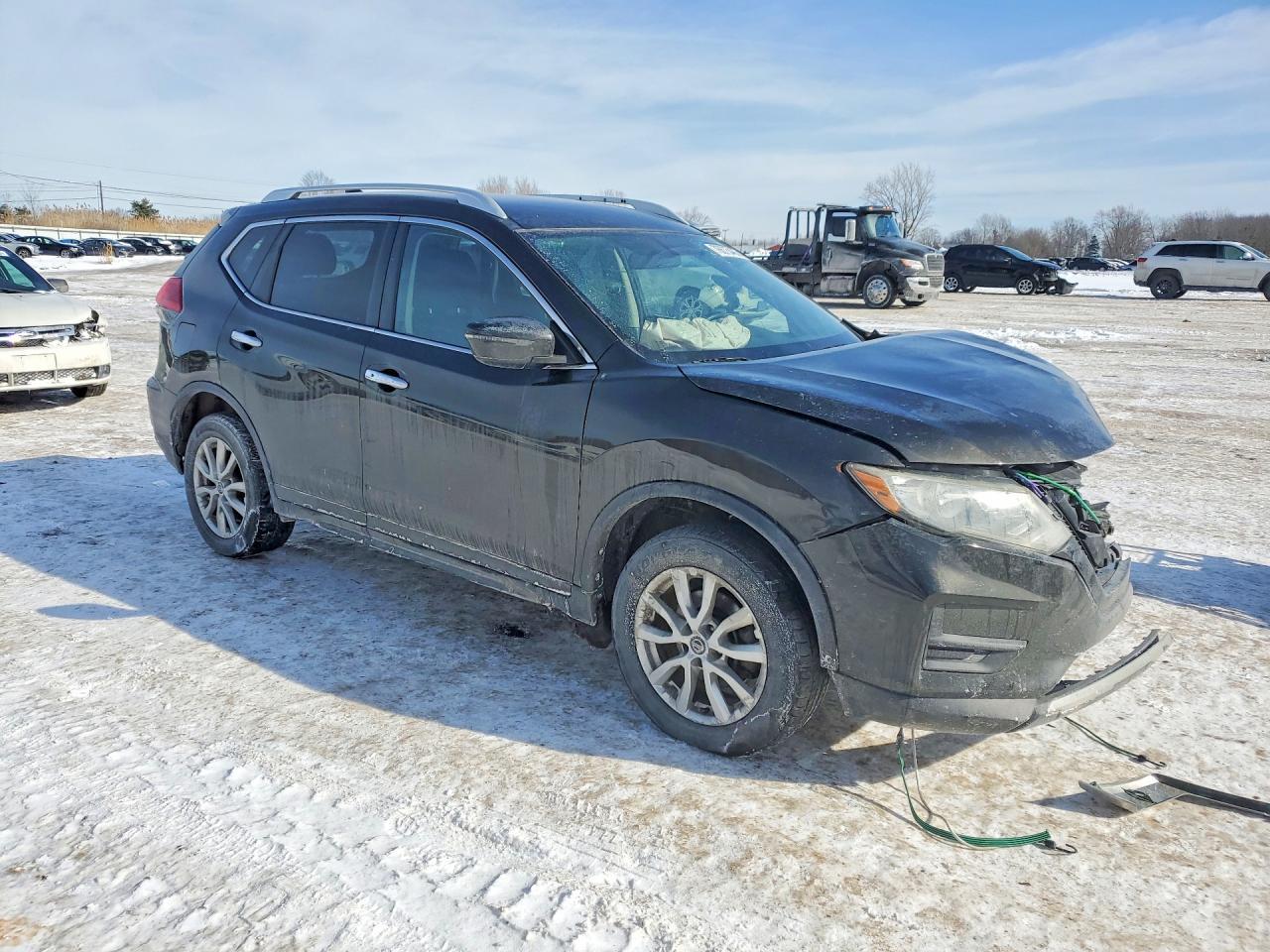 2017 NISSAN ROGUE