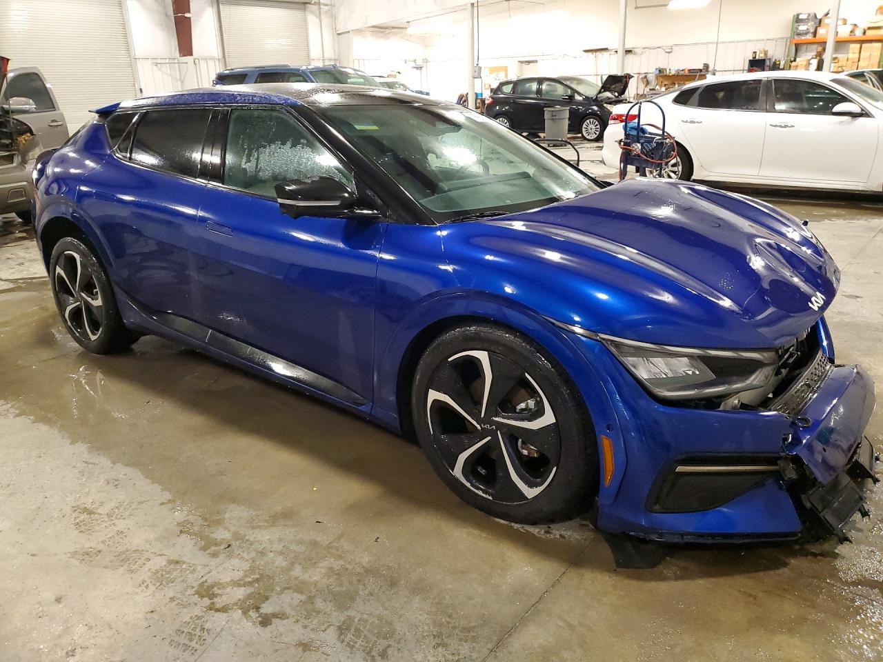 2023 KIA EV6