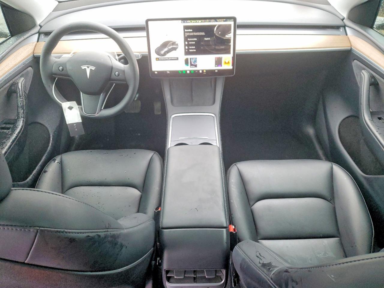 2024 TESLA MODEL Y