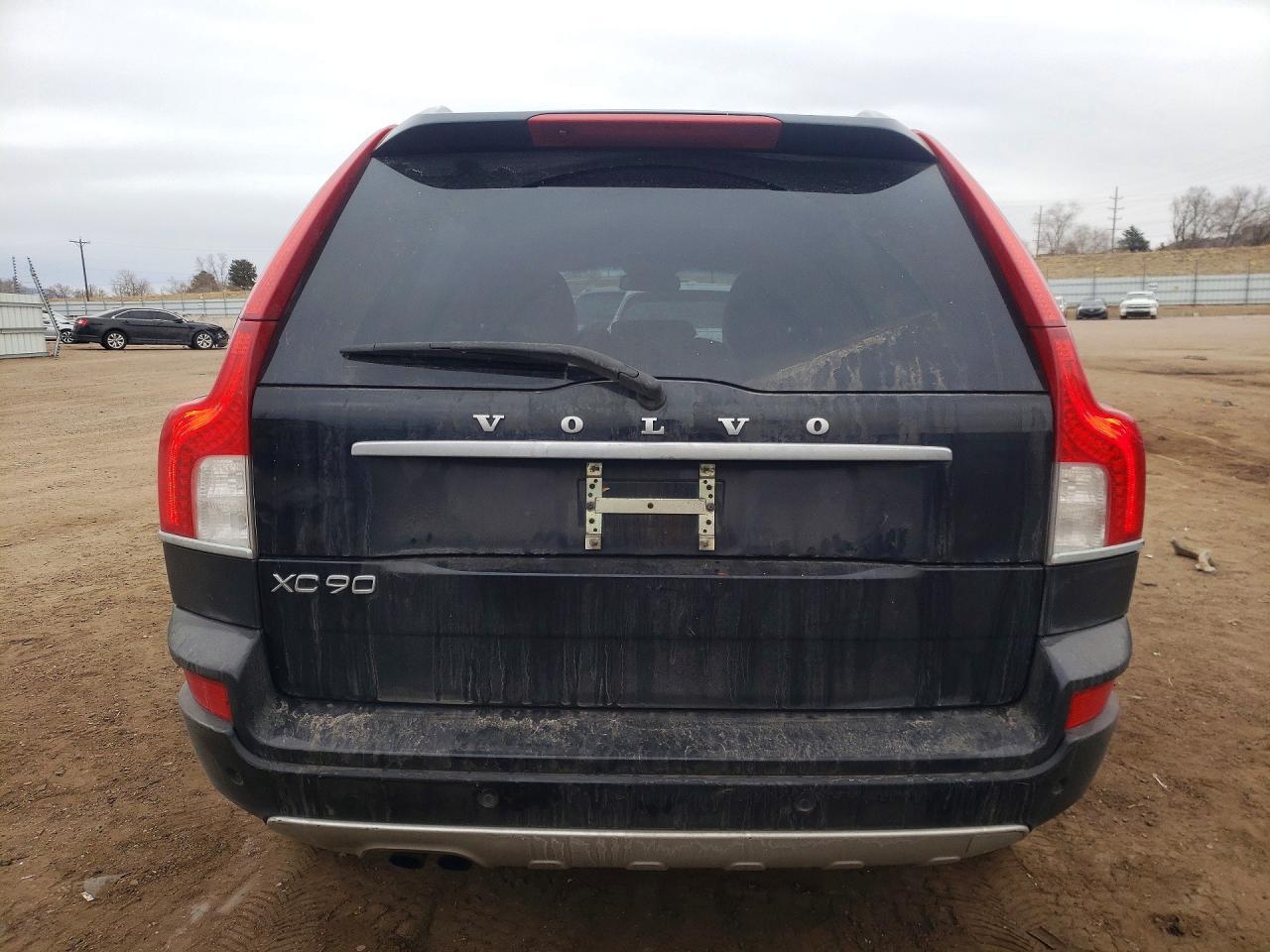 2013 VOLVO XC90