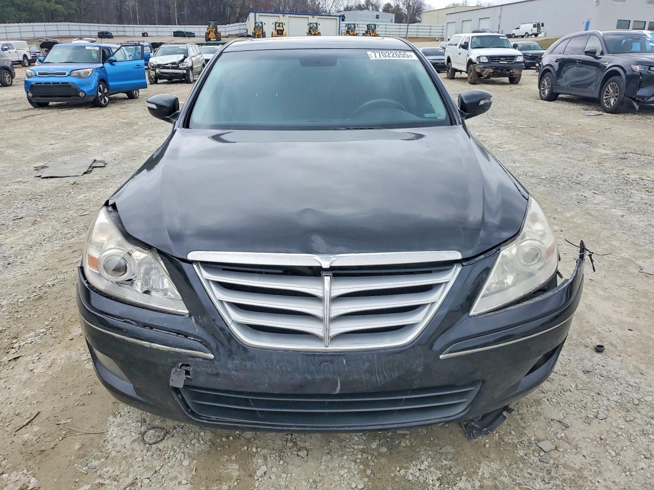 2009 HYUNDAI GENESIS