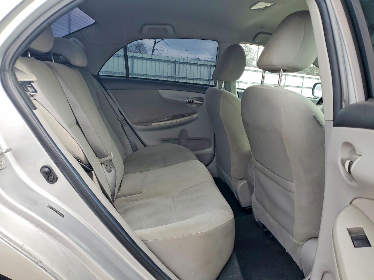 2011 TOYOTA COROLLA