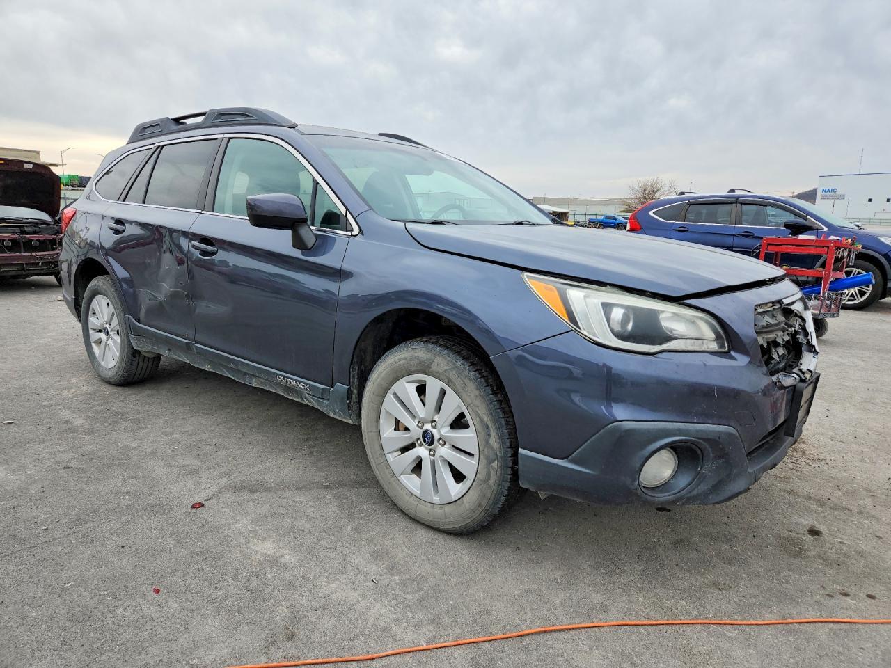 2017 SUBARU Outback